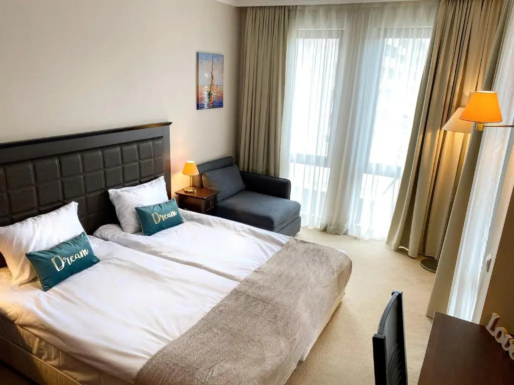 Royal Beach Premium