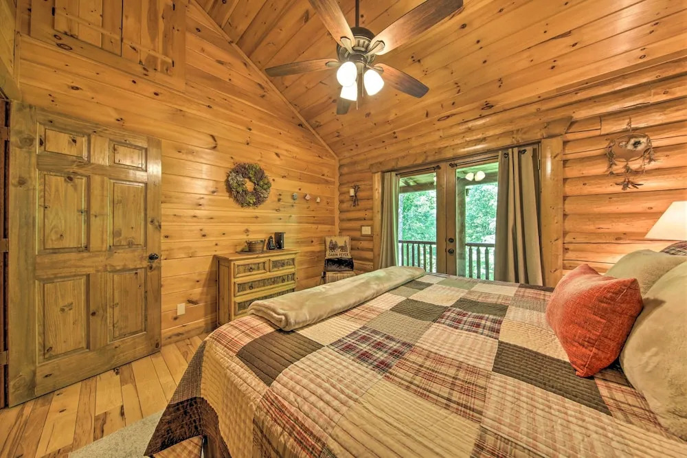 Peaceful Forest Escape w/ Game Room + Hot Tub