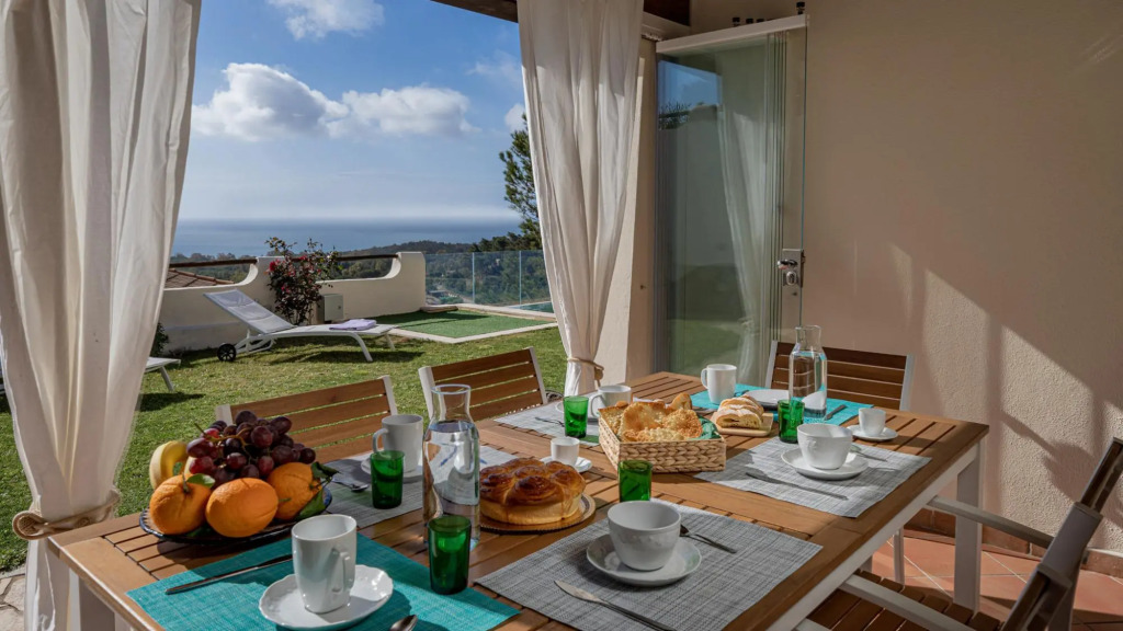 Villa Mirto 5+1 in Eden Rock