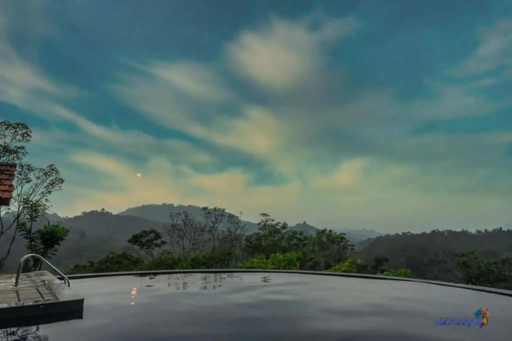 Jungle Edge Resort by Z Vacations