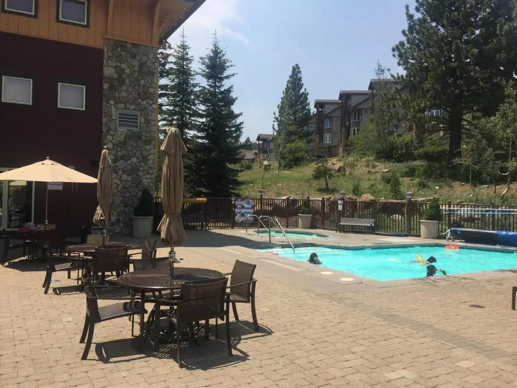 Sunstone Lodge by 101 Great Escapes