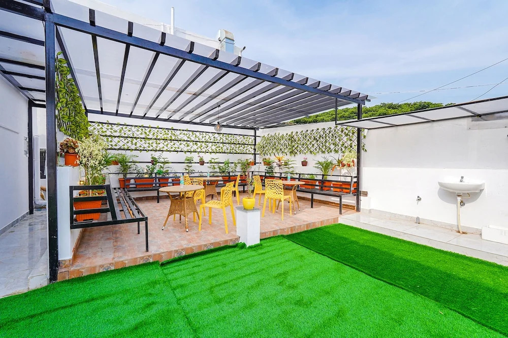 FabHotel Ivory Pearl Koramangala Bangalore