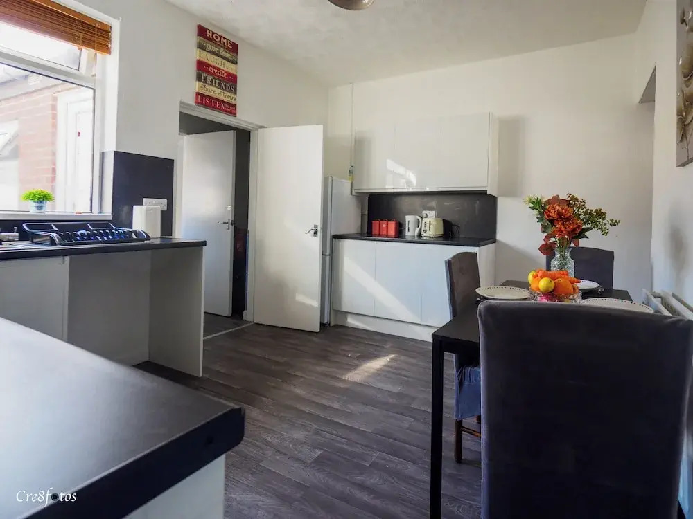 12 Cornwallis Lodge Family Room 2