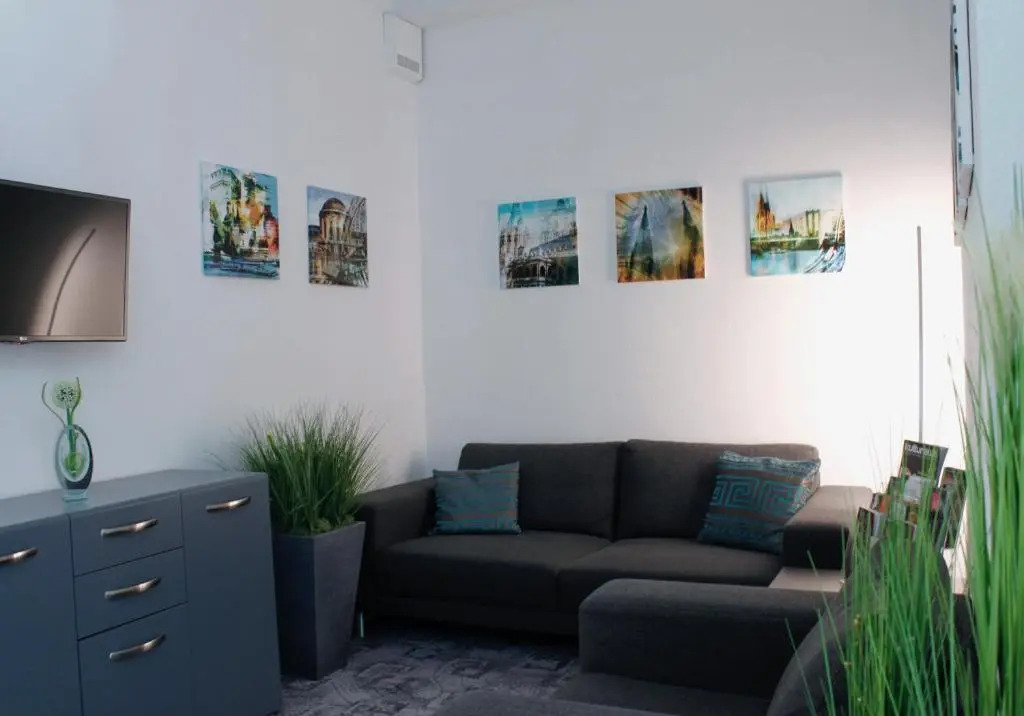 Hotel Pilar Garni