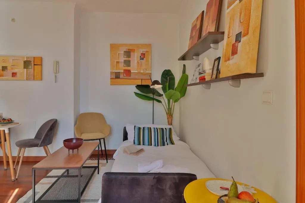 Brand New One Bedroom Cathedral Views