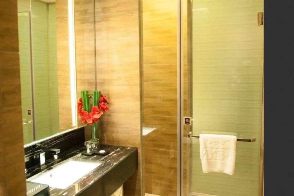 Bahao Gongguan Hotel