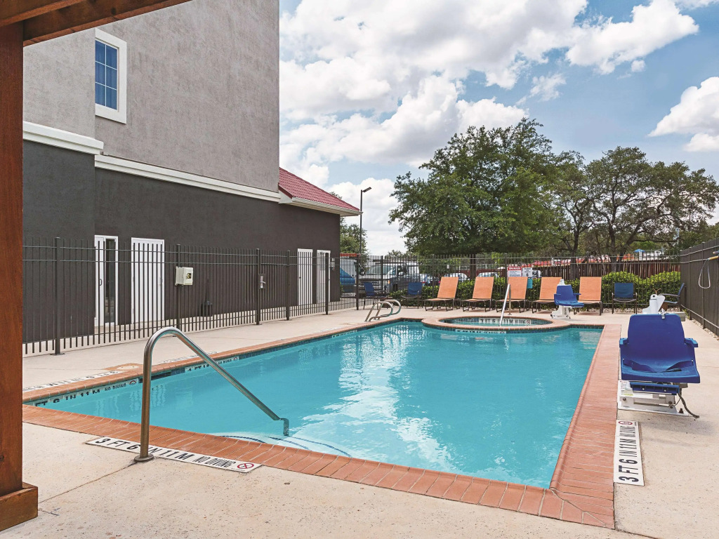 La Quinta by Wyndham San Antonio Northwest