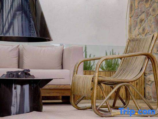 ShiLanLi·Lnn First-line Sea View Vacation Stay (Dali Longni Wharf Store)