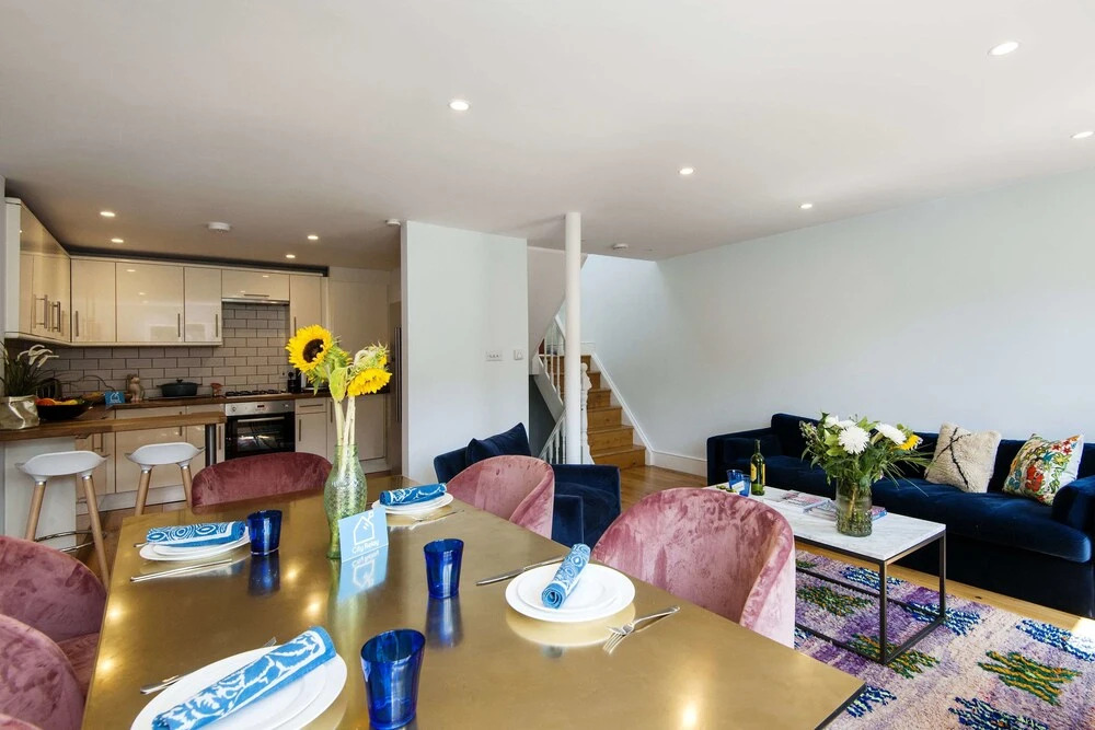 The Dunworth Mews Apartment - ANB