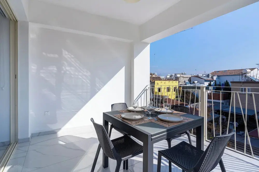 Rosemont Studio With Balcony in Larnaca