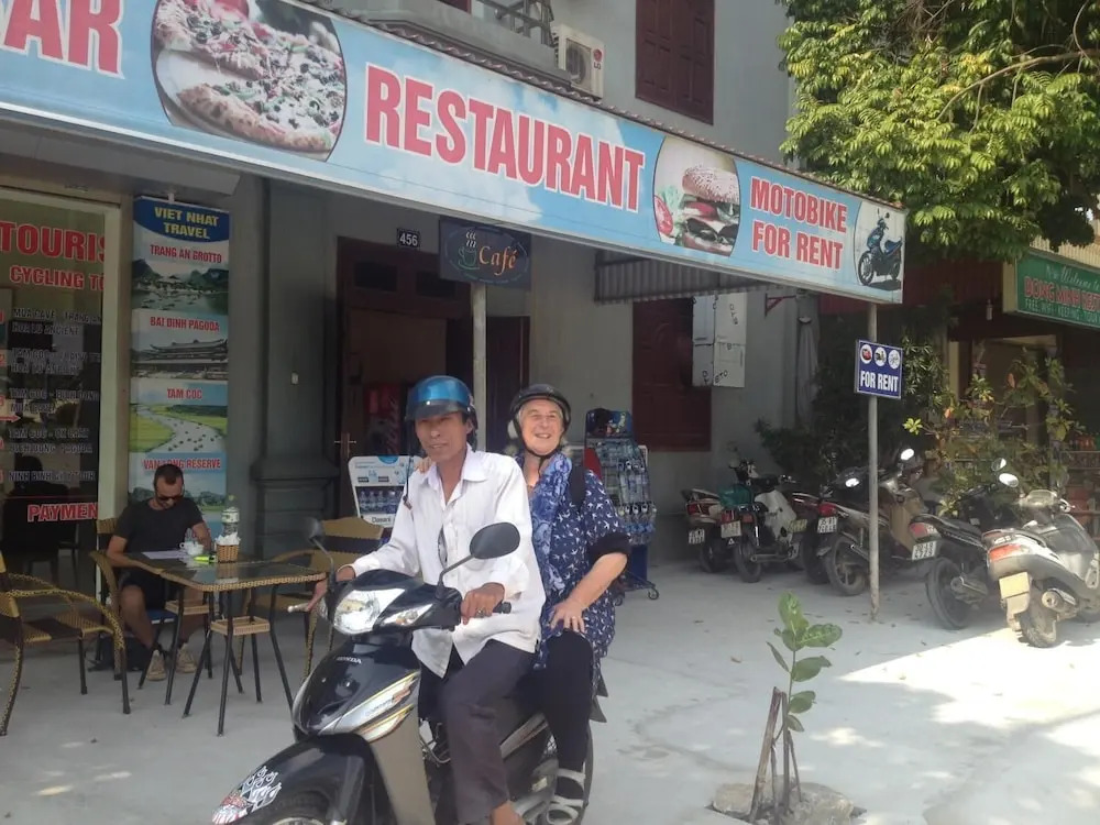 Viet Nhat Hotel