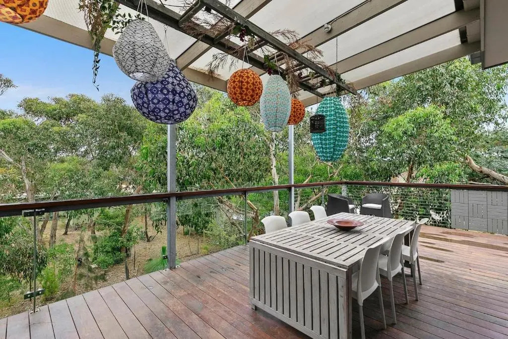 Bristlebird - Beach 650m, Pets, Fireplace, Linen, 4 bdrm, WiFi