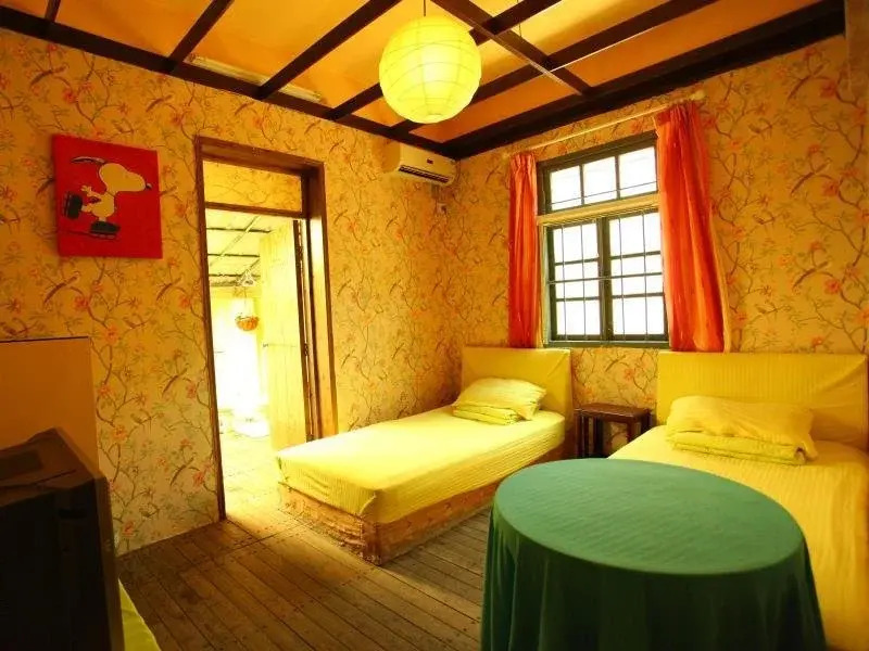 Xiamen Ring Island Coast Inn Blue House