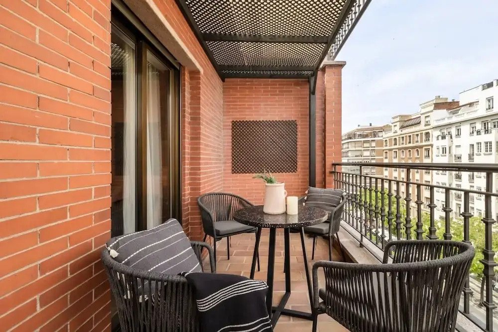 Sahara - 2 Bedrooms and Terrace in Goya