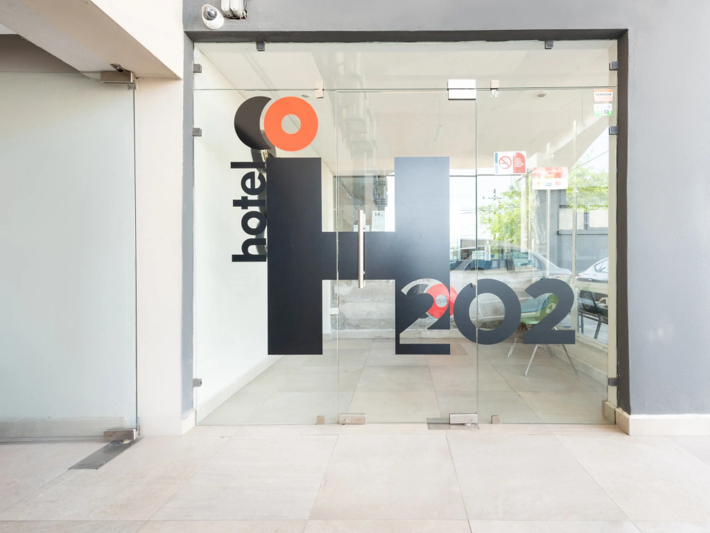 hotel 202