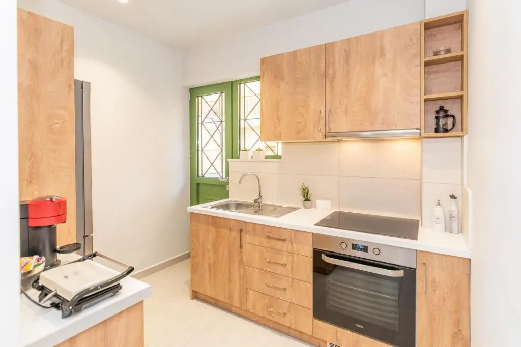 Loutraki House
