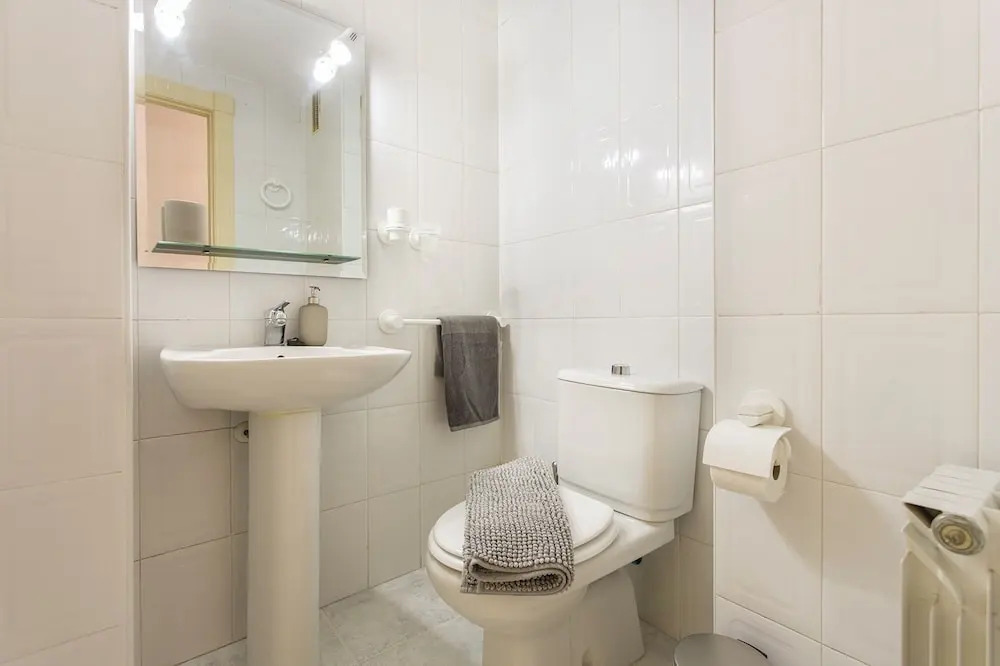 Comfort and Beauty With Parking Space Included