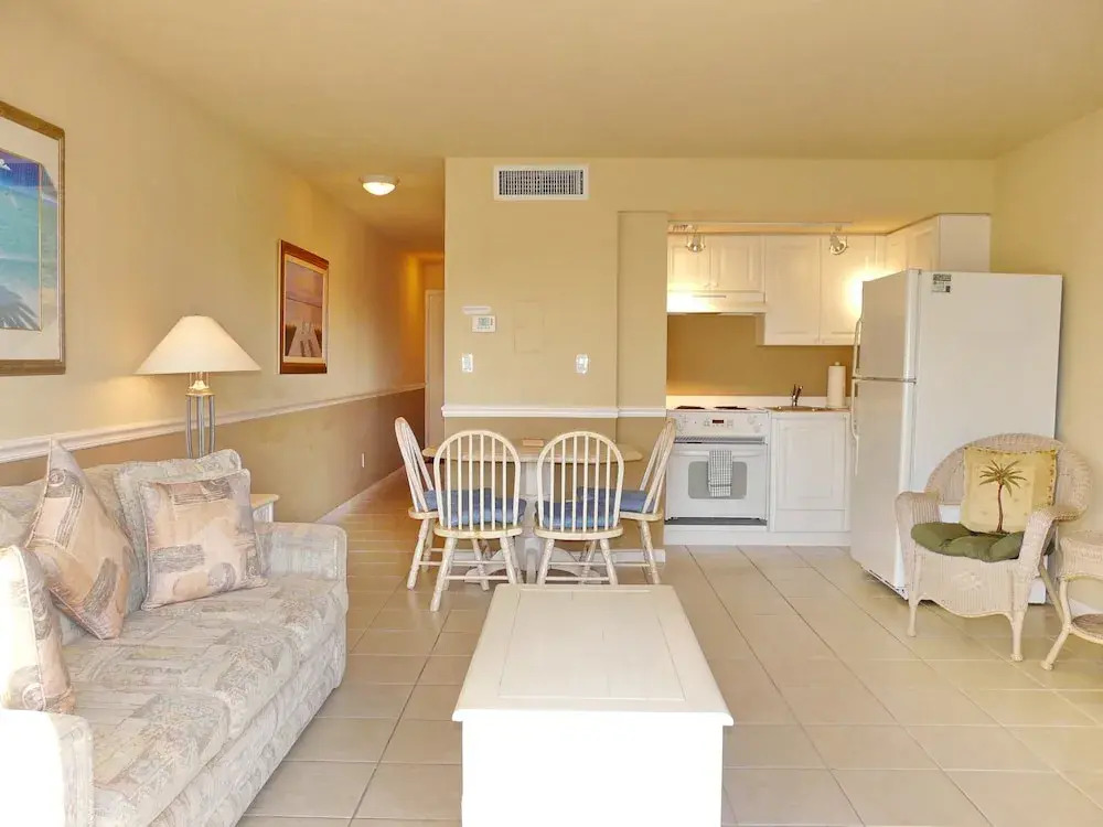 Relaxing Inland Condo With Pool and Steps to Beach