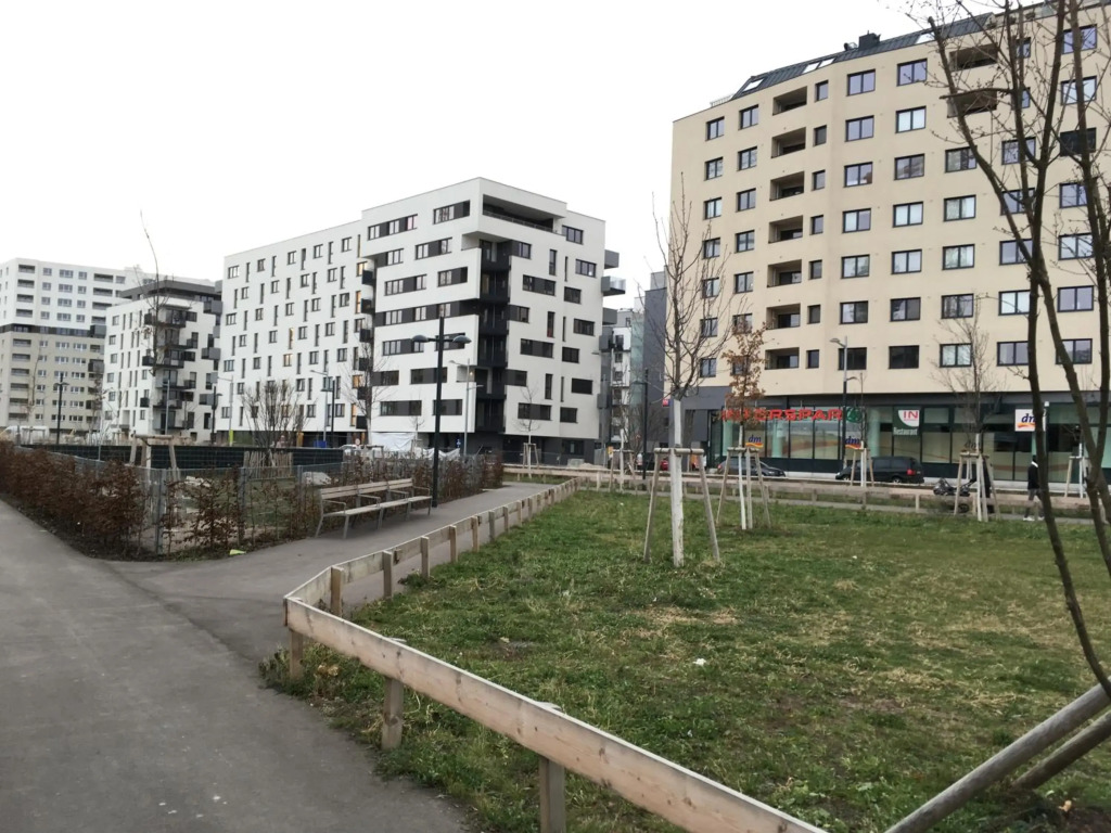 White Vintage Park View Apartment