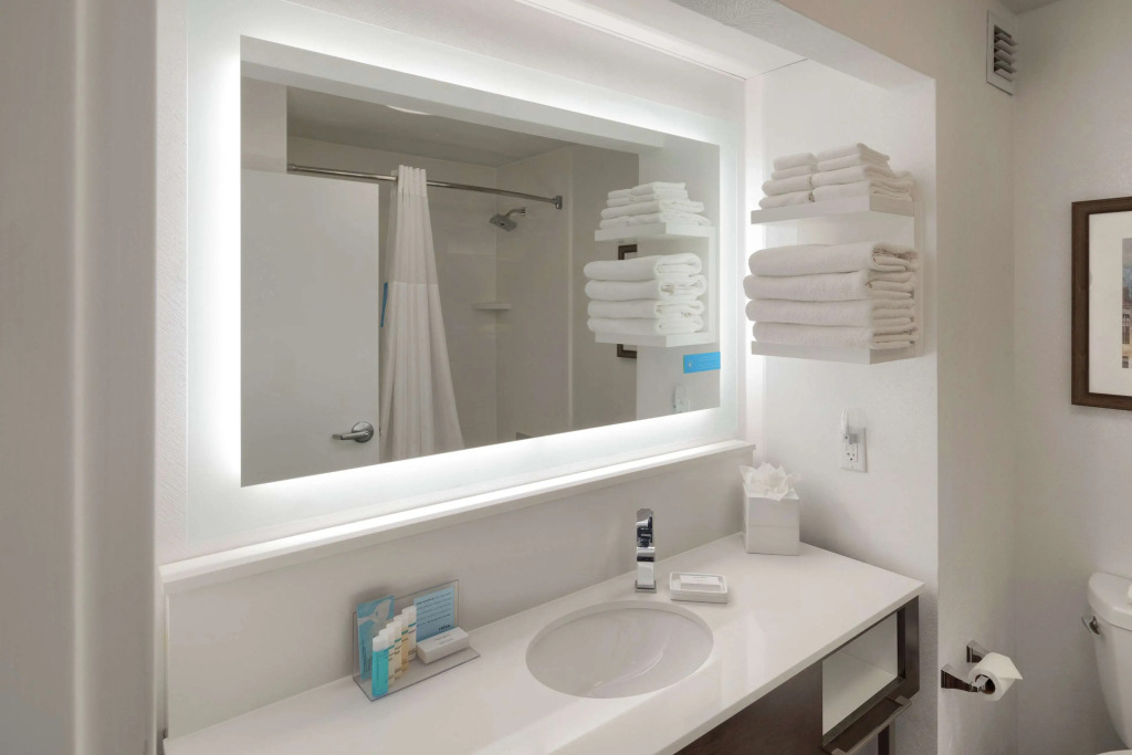 Hampton Inn Louisville Northeast