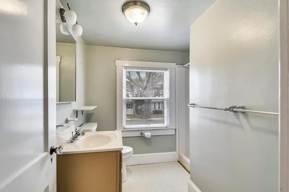 Laurel Street 108