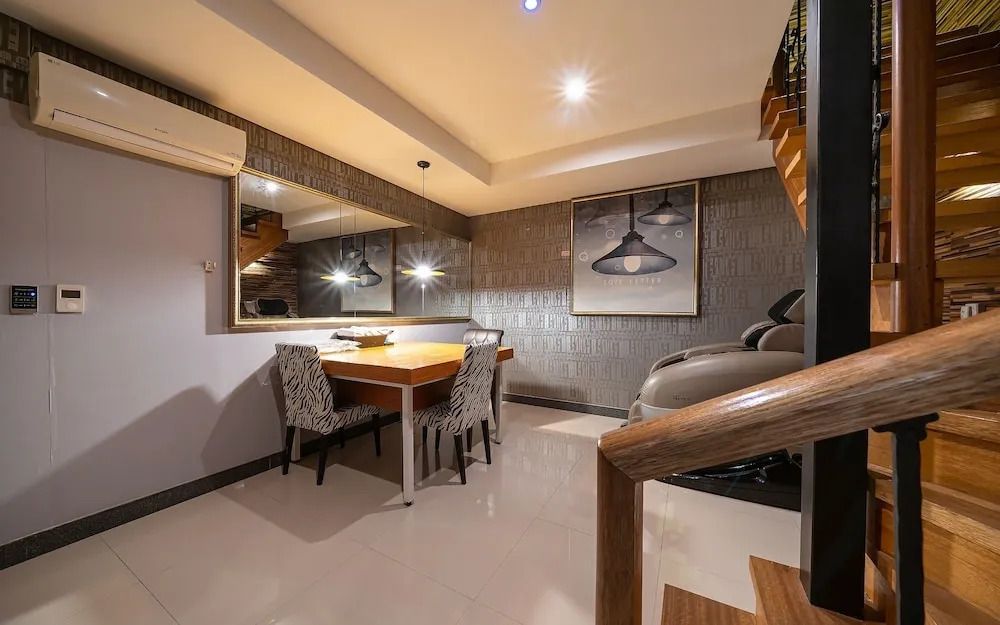 Bucheon Sangdong R Hotel