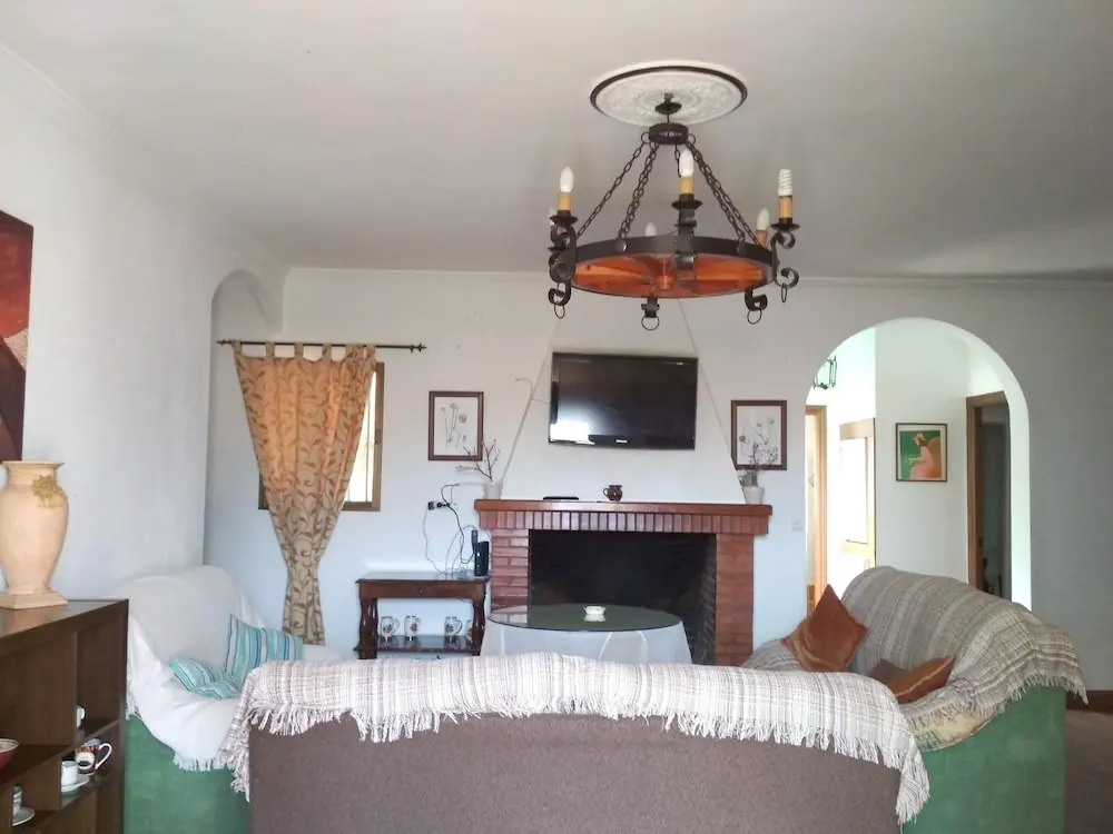 Villa With 4 Bedrooms in Prado del Rey, With Private Pool, Enclosed Garden and Wifi