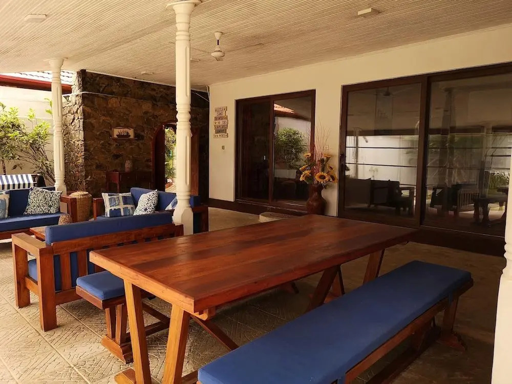 Tropical Beach House Hikkaduwa