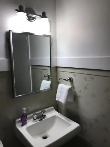 Oreland Motel