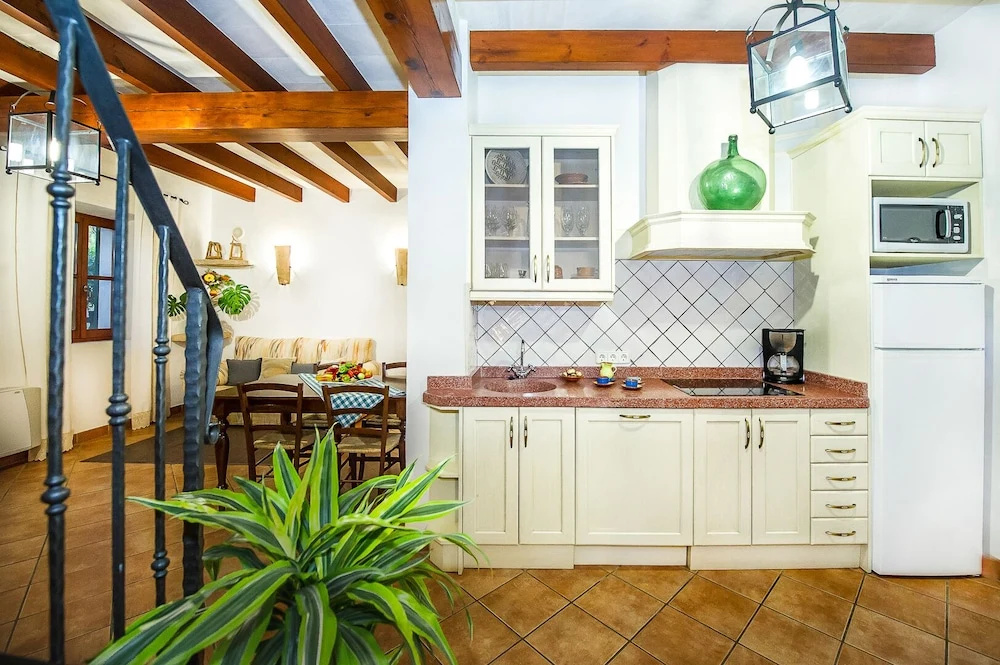 Agroturisme Fincahotel Can Bessol
