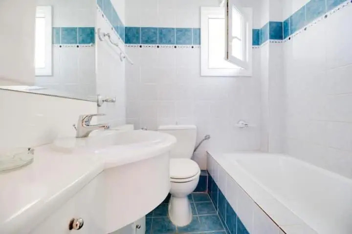 3 Bedrooms cozy Villa- 150m from the beach!