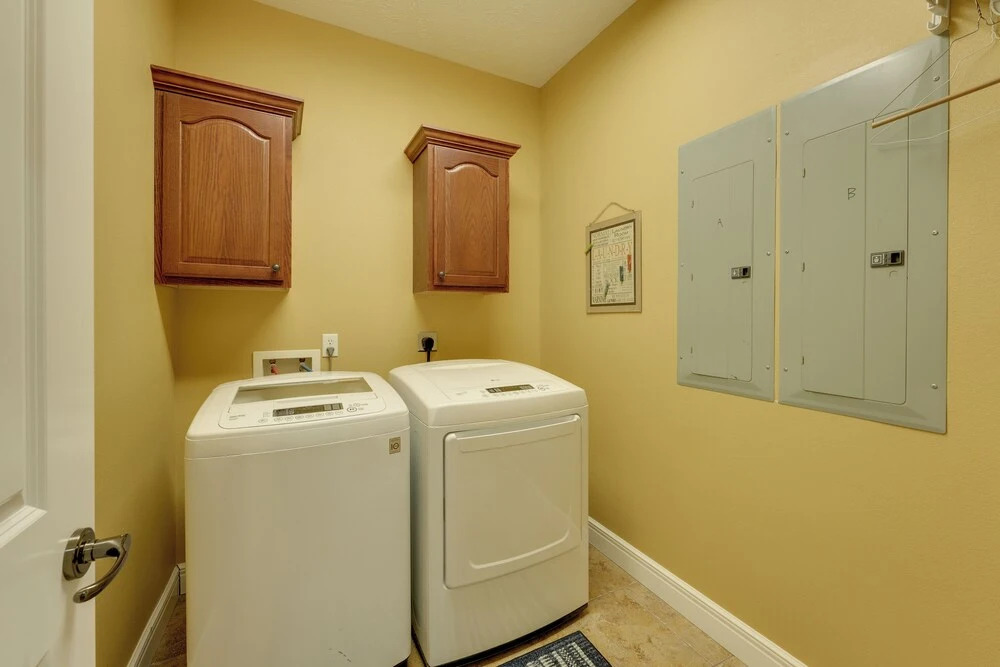 4 Mi to Branson Landing: Huge Home w/ Game Room!