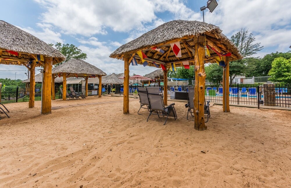 Lake Texoma Lodge and Resort