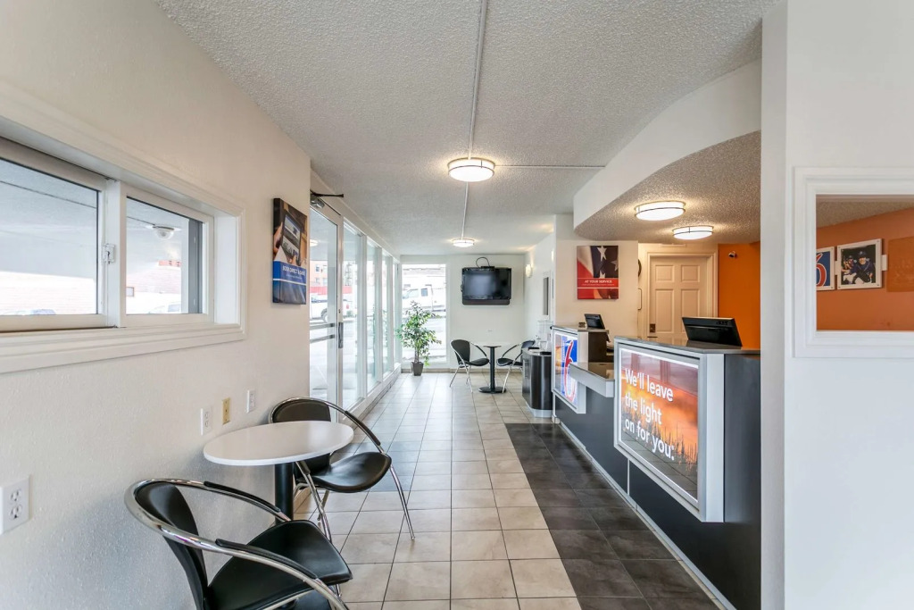 Motel 6-Butte, MT - Historic City Center