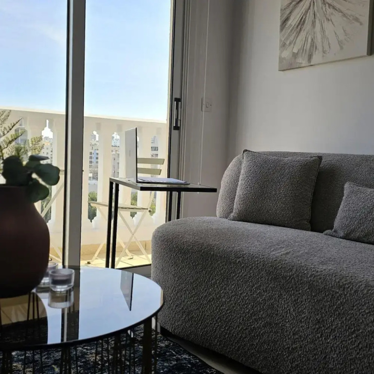 104 NIC - 502 Stay Cosmo City Suite