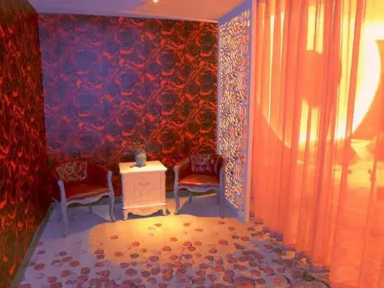 Binjiang Fashion Theme Hotel Huangshan Tunxi Old Street
