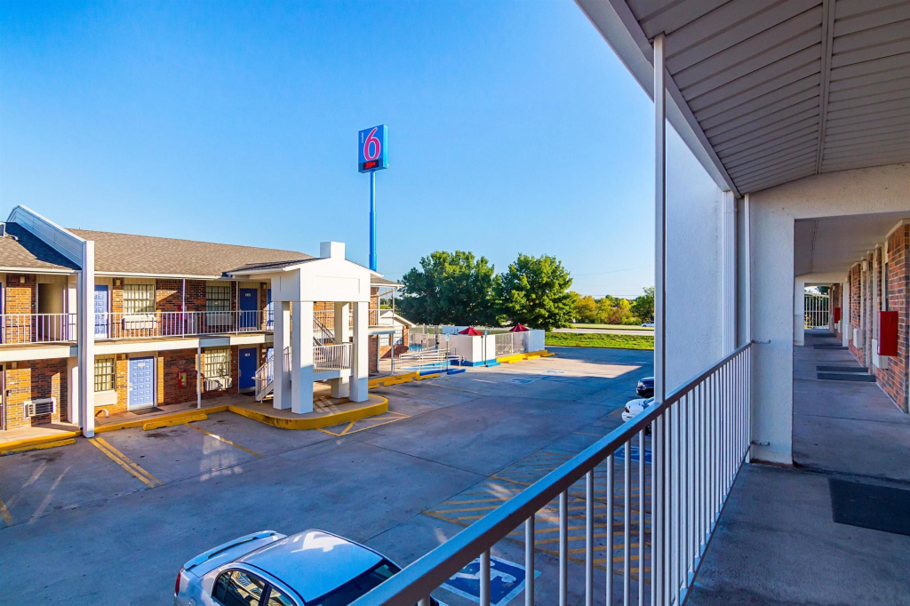 Motel 6-Lawton, OK