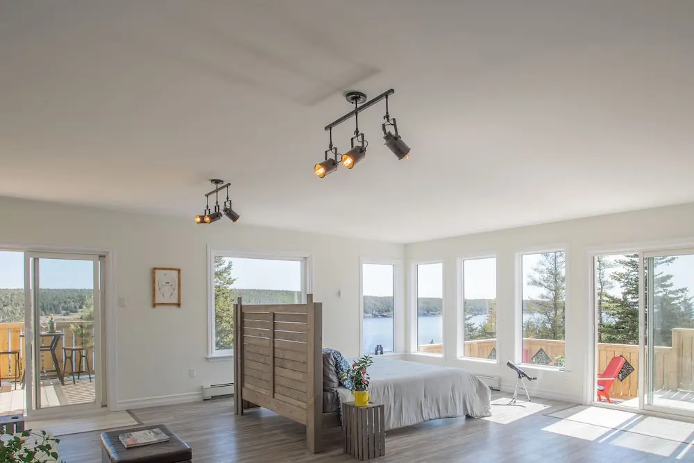 Whale House Guest House