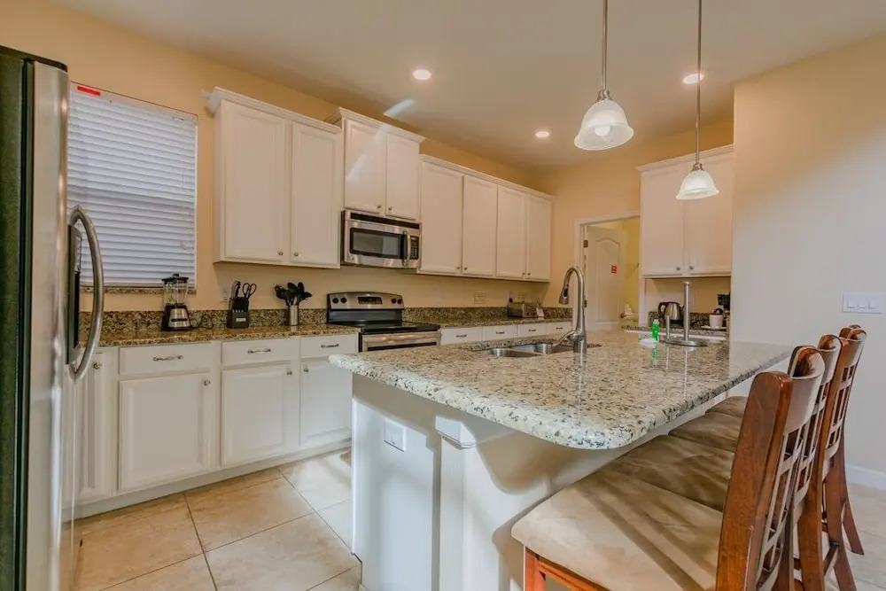 Paradise Palm 5 Bedroom Home