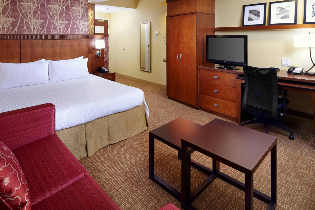 Courtyard by Marriott Tampa Oldsmar