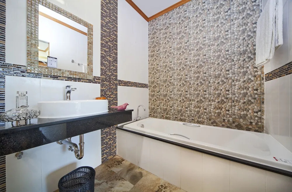 BangTao Tara Villa Four