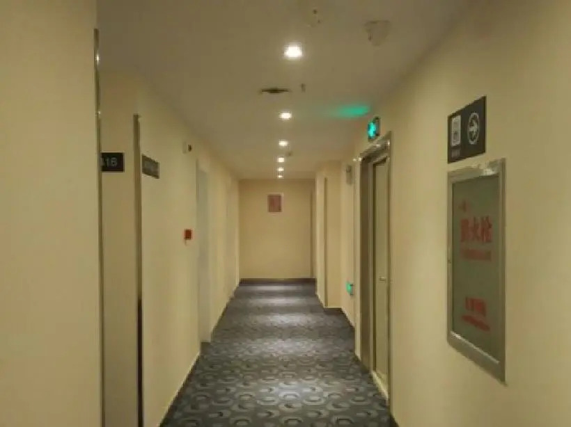 7 Days Inn Kaifeng Songdu Yu Street Long Ting Branch