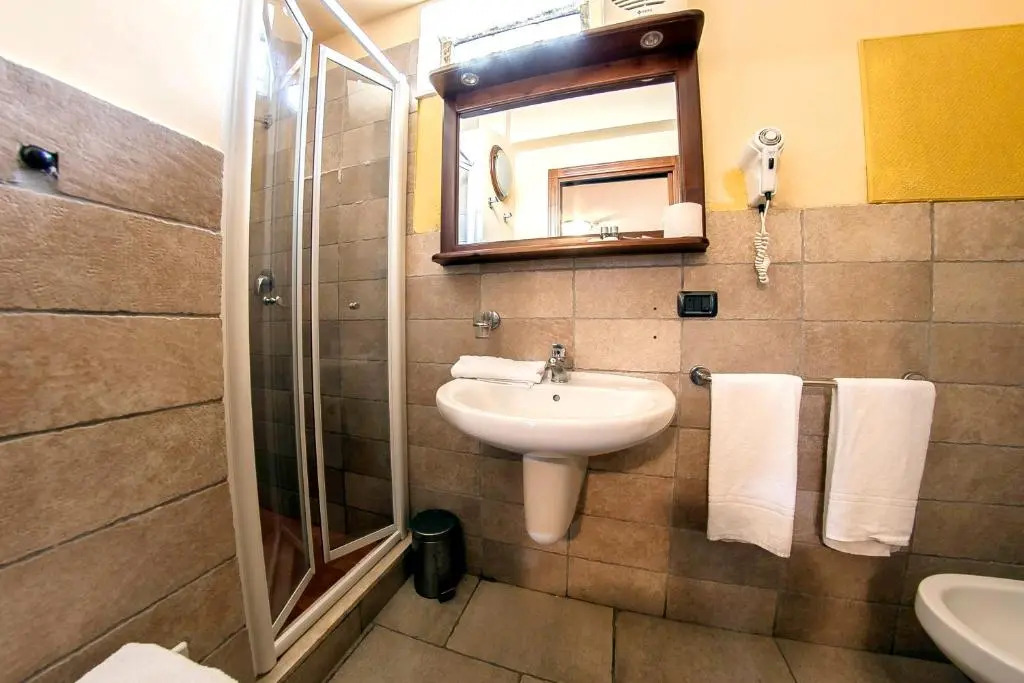 2 bedrooms house at Acireale 10 m away from the beach with sea view balcony and wifi