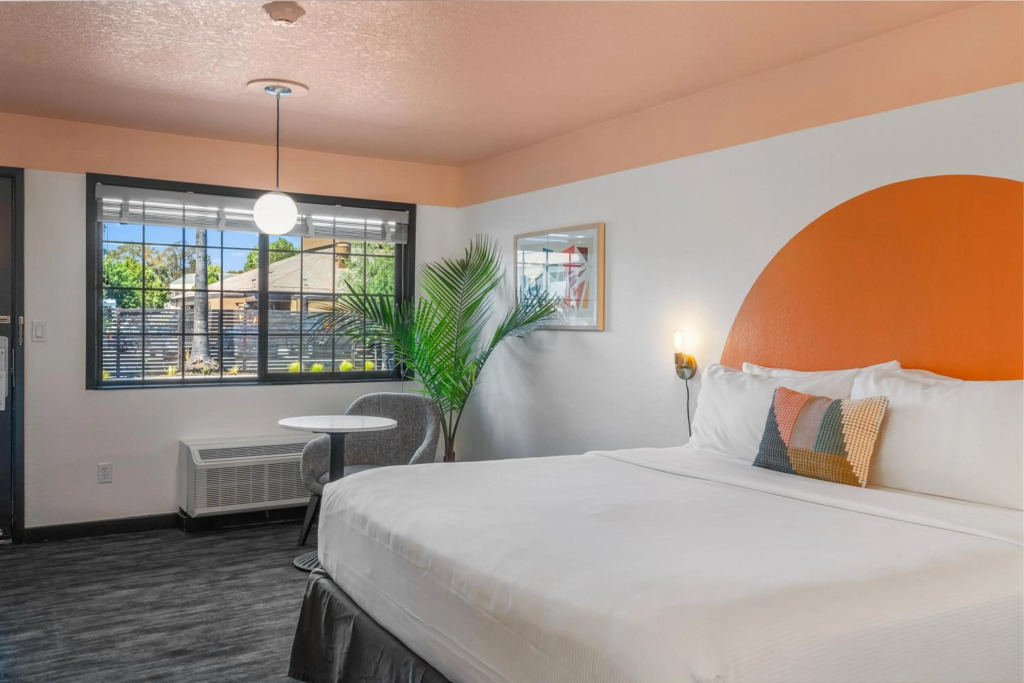 The Sandman Santa Rosa Sonoma, an Ascend Collection Hotel