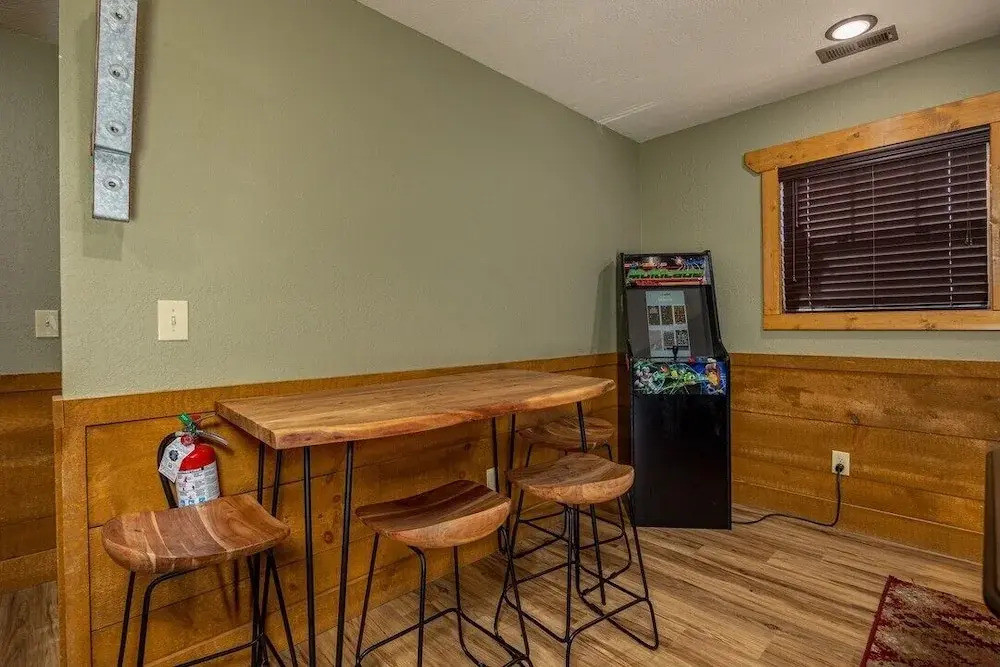 Luna Bear Lodge