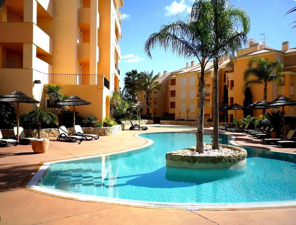 Estrela da Luz 1 Bedroom apt Pool and sea Views