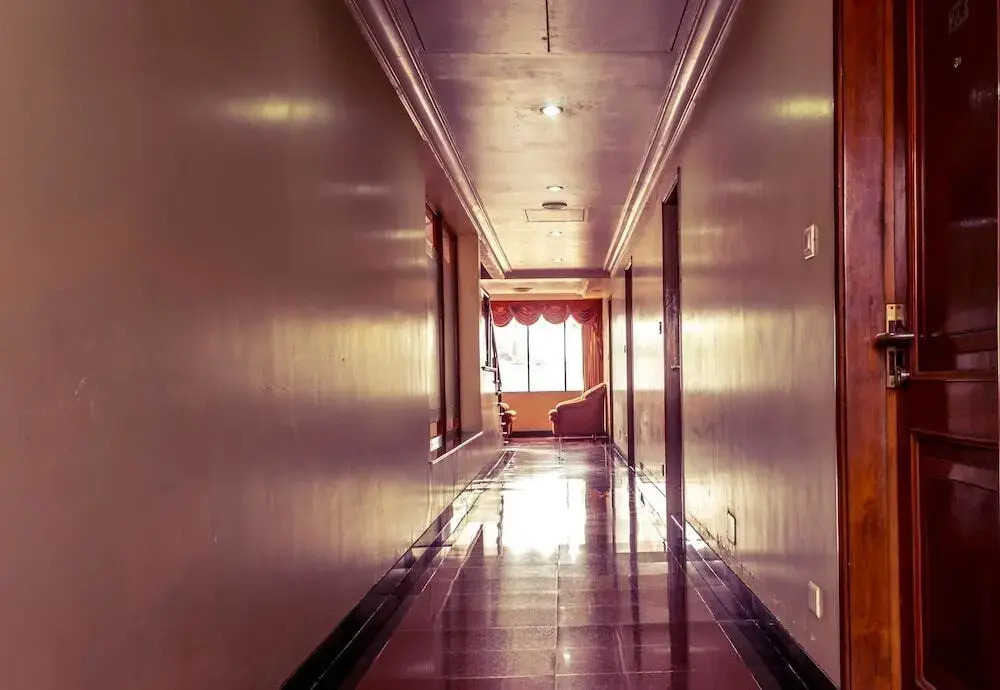 Oyo Rooms Opposite Cmr Central