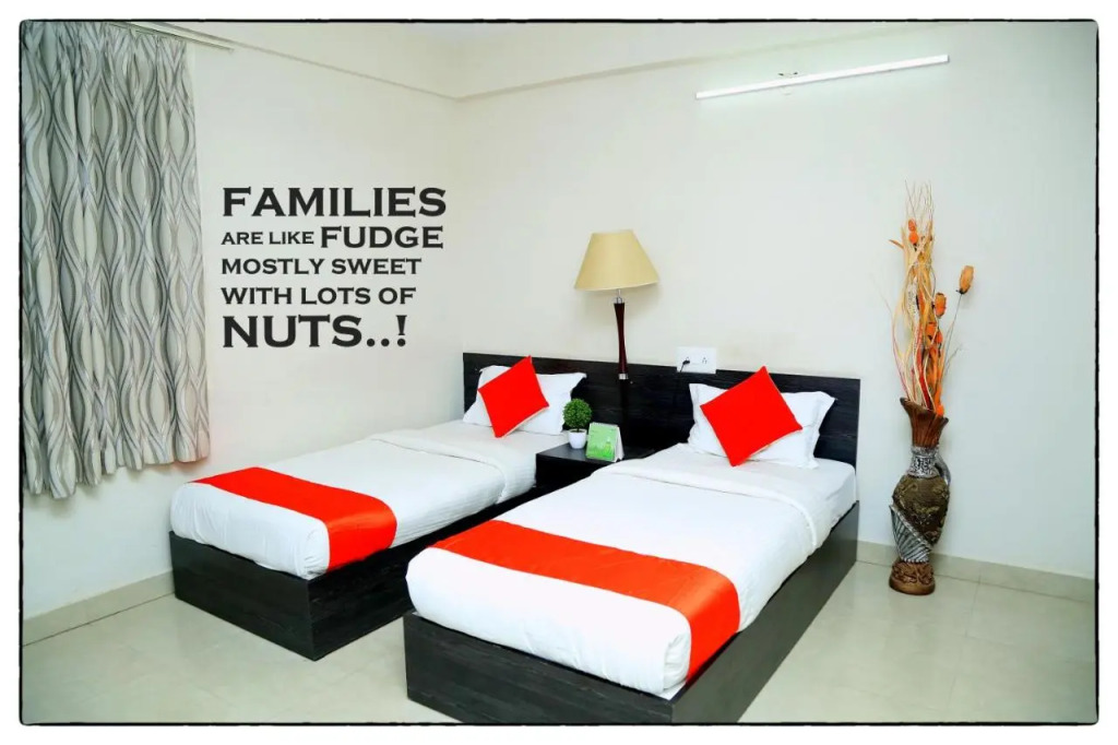 Hotel Bangalore Airport Inn, Near kempegowda Airport, Airport Pickup & Drop Available 24X7