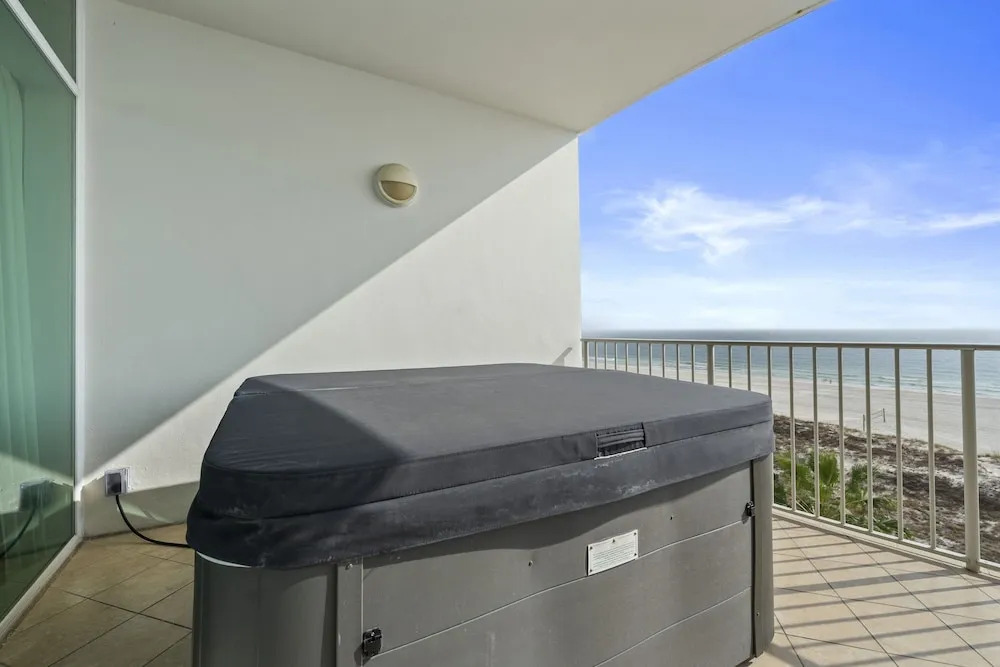 Turquoise Place 408C