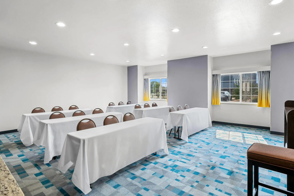 Microtel Inn & Suites by Wyndham Searcy